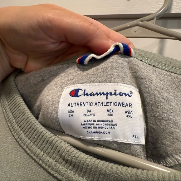 Green 2XL Champion Men's Green Crewneck - Picture 4 of 8